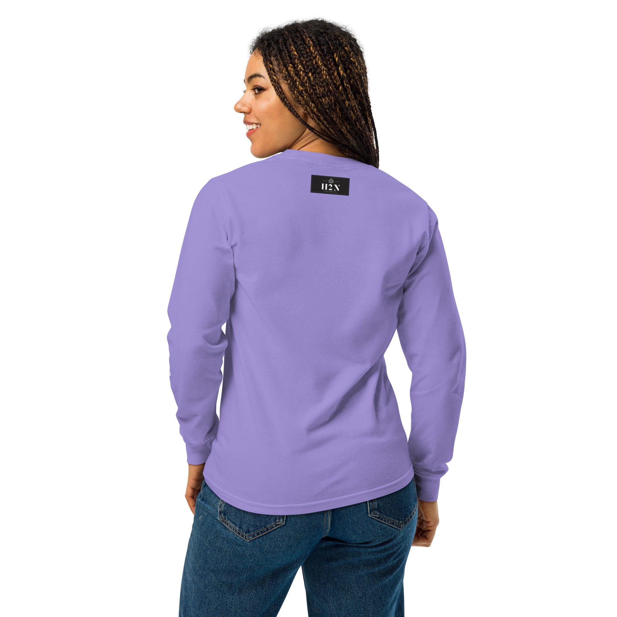 Elegance is the only beauty that never fades heavyweight long-sleeve shirt